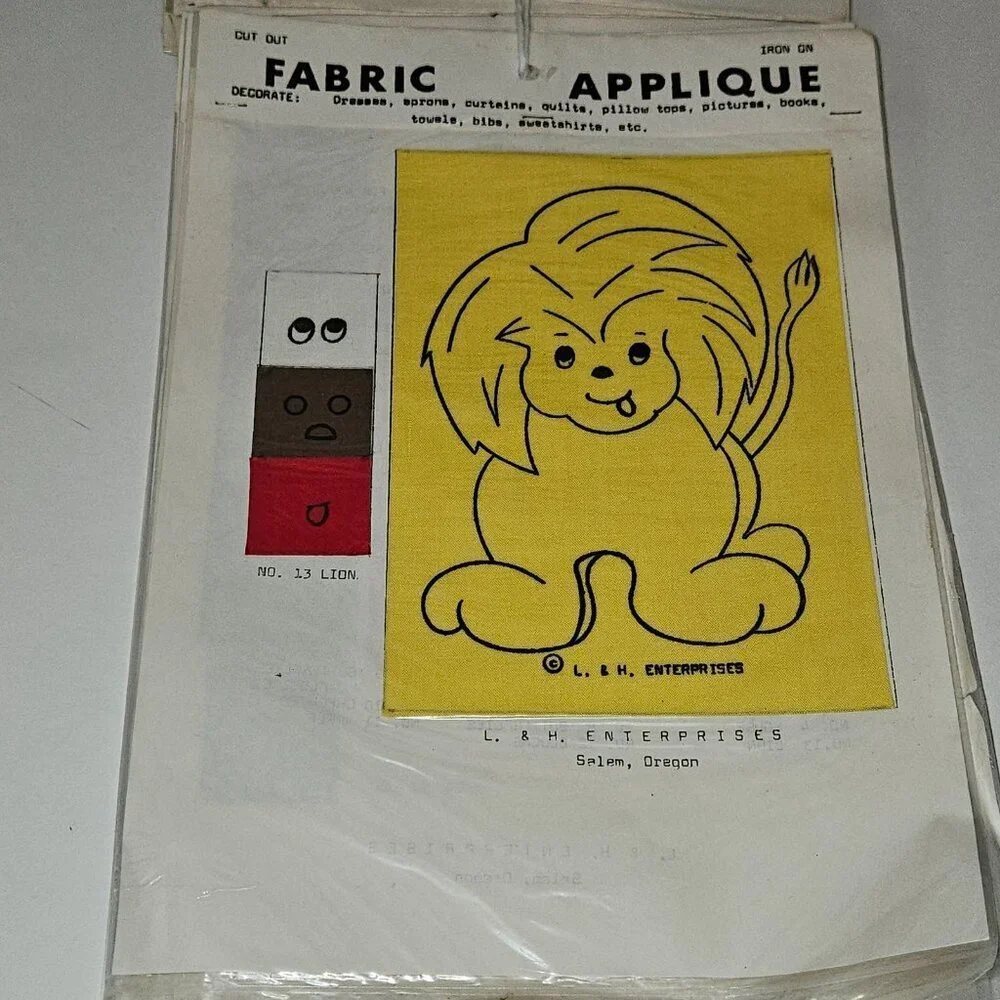 VTG 19 Fabric Applique Lot Red Apple Gray Dog Duck Lion Butterfly Flowers READ
